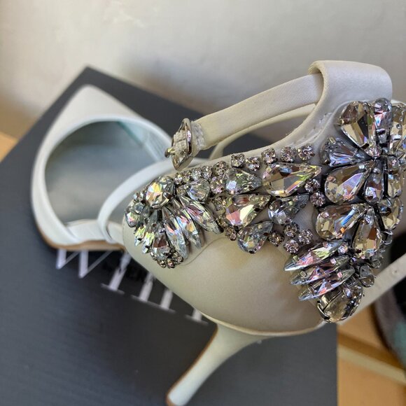 Ivory White by Vera Wang Crystal Pointed Heels - Picture 2 of 6